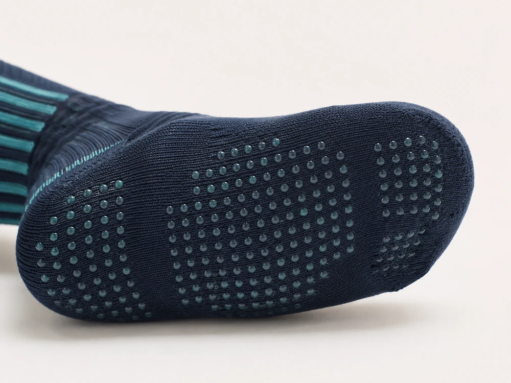 Dot grip pattern
